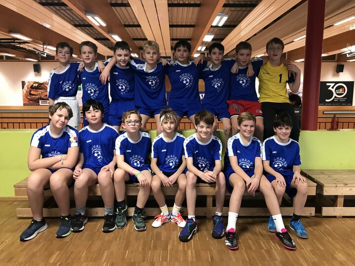Handballmannschaft-6ab
